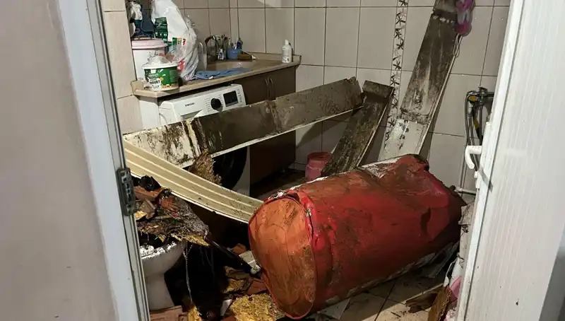 Ege Bölgesi'nde Fırtına Sonrası Olağanüstü Manzaralar ve Zararlar