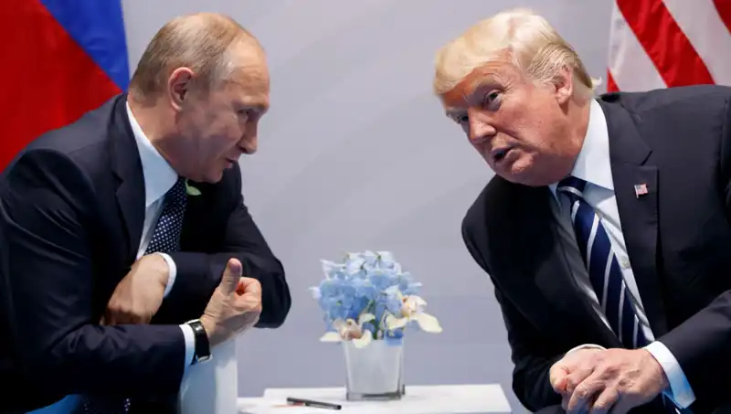 Trump, Putin'le Buluşmadan Önce Zelenski ile Stratejik Görüşmelere Başladı