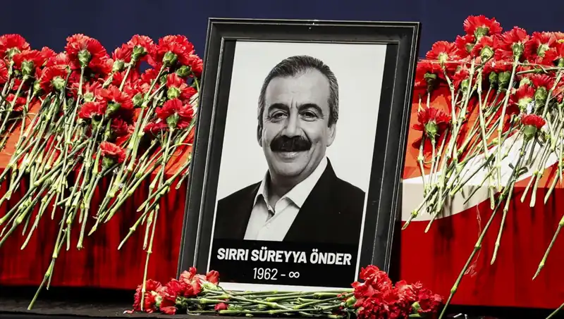 Meclis'te Sırrı Süreyya Önder Anması: Hatıralar ve Gelecek Üzerine Düşünceler