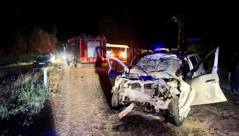 Ciple Traktör Çarpıştı: 5 Yaralı, Olay Yerinde Gergin Anlar