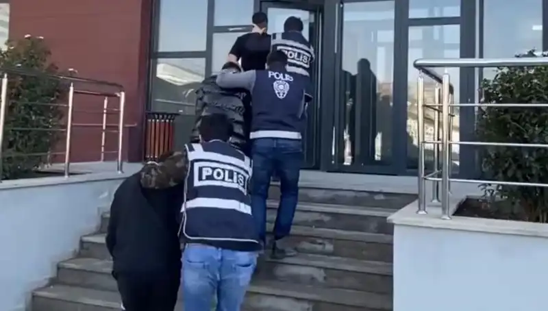 İstanbul’da Korsan Taksi Şoku: Gasp İhbarları Alarm Veriyor!