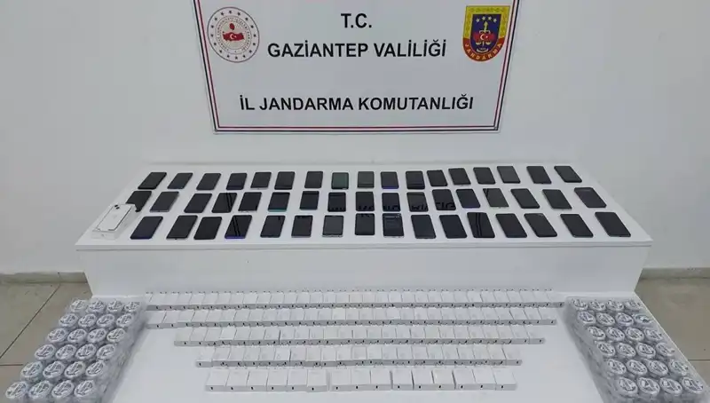 Gaziantep’te Yakalanan Kaçak Telefonlar: Değerleri 1,3 Milyon TL
