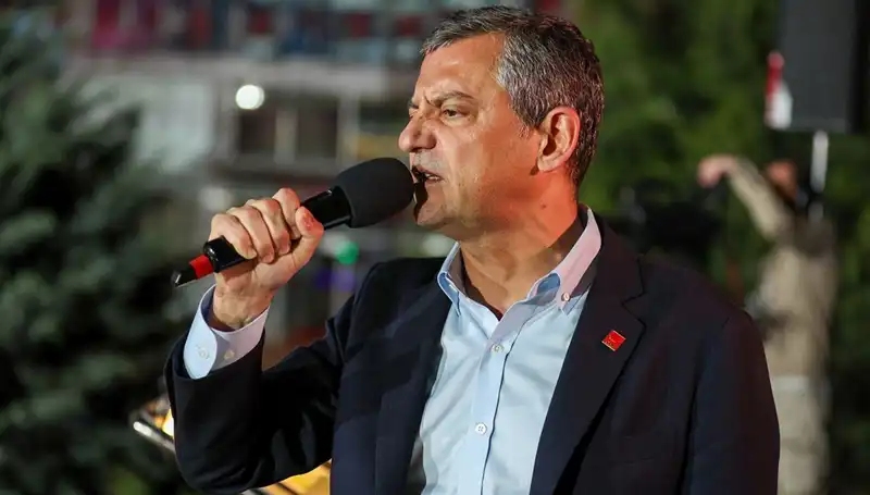 Özgür Özel'den Çarpıcı Açıklama: CHP'ye Yönelik Provokasyonlar Bitmeyecek