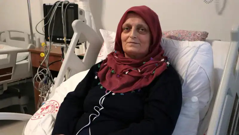 58 Yaşındaki Kadın Meme Kanserini Yendi, Hayata Dönüşü Aort Kapağı Ameliyatıyla Oldu