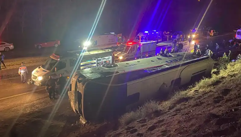 İşçi Servisinin Şarampole Devrilmesi: 23 Yaralı, Olayın Perde Arkası