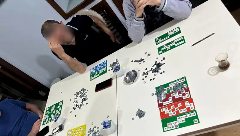 TikTok Canlı Yayınına Gelen Şok Polis Baskını: 22 Kişi Suçüstü Yakalandı!