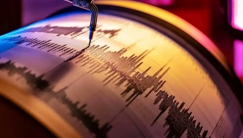 Kütahya'da 3,5 Büyüklüğünde Deprem: Şehirde Panik Hüküm Sürdü