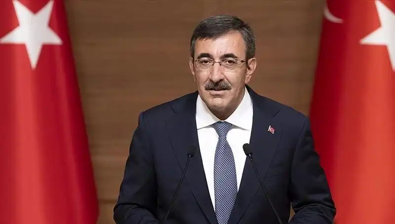 Cumhurbaşkanı Yardımcısı Yılmaz'dan Çarpıcı Açıklama: Anti-Semitizm Meselesine Dikkat Çekti