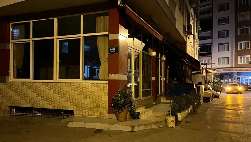 İzmir'de Kahvehaneye Şok Silahlı Saldırı: Bir Kişi Hayatını Kaybetti