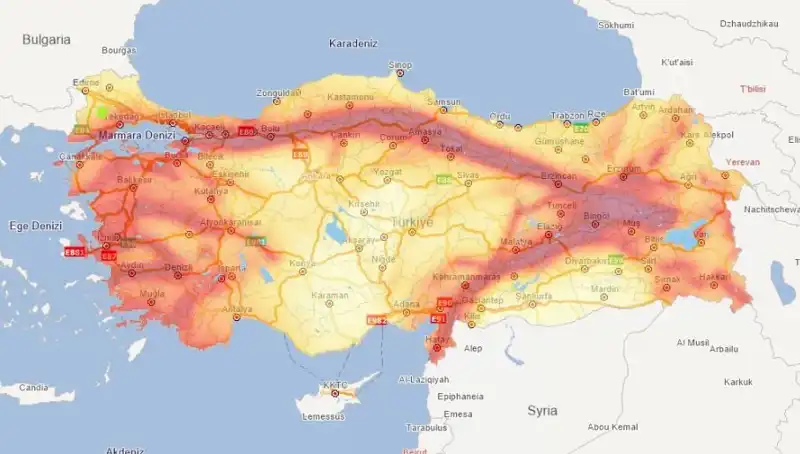 Türkiye'nin Deprem Risk Haritası: Hangi İller Güvende, Hangileri Tehlikede?