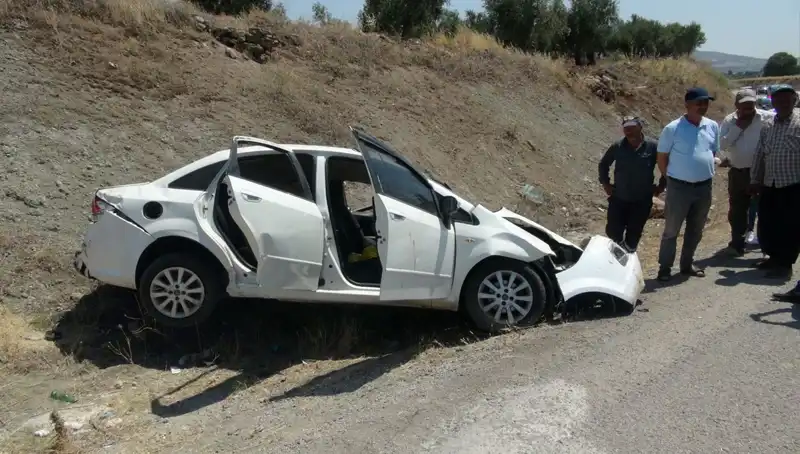 Kilis'te Feci Trafik Kazası: Birbirine Çarpan Araçlar Yaralıları Hastaneye Kaldırdı