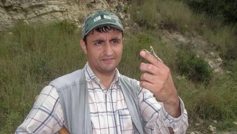 Yeni Keşfedilen Böcek Türüne Eşinin İsmini Verdi, Büyük Tepkiler Aldı!