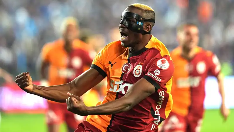 Osimhen'e Kazan-Kazan Teklifi: Futbol Dünyası Hareketleniyor