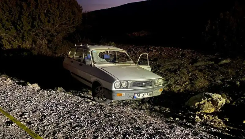 Afyonkarahisar’da Trajik Kaza: Devrilen Araçta Sürücü Hayatını Kaybetti