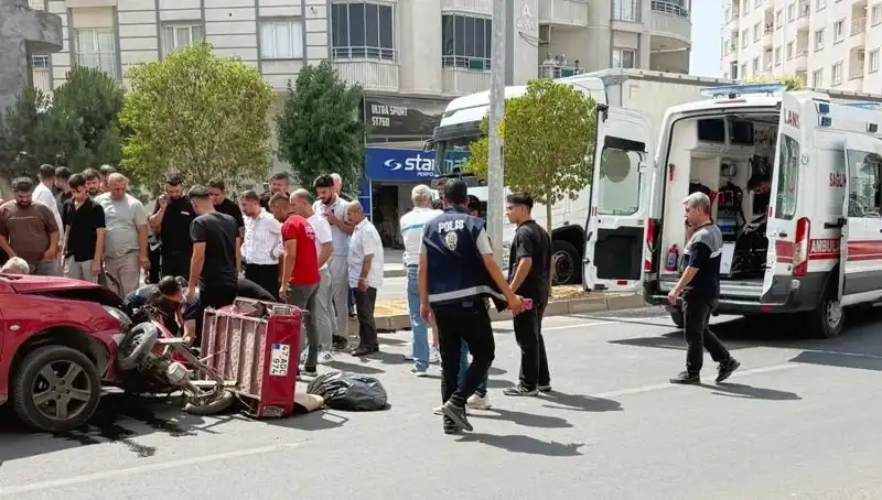Mardin’de Trafik Kazası: Feci Olayda İki Kişi Yaralandı