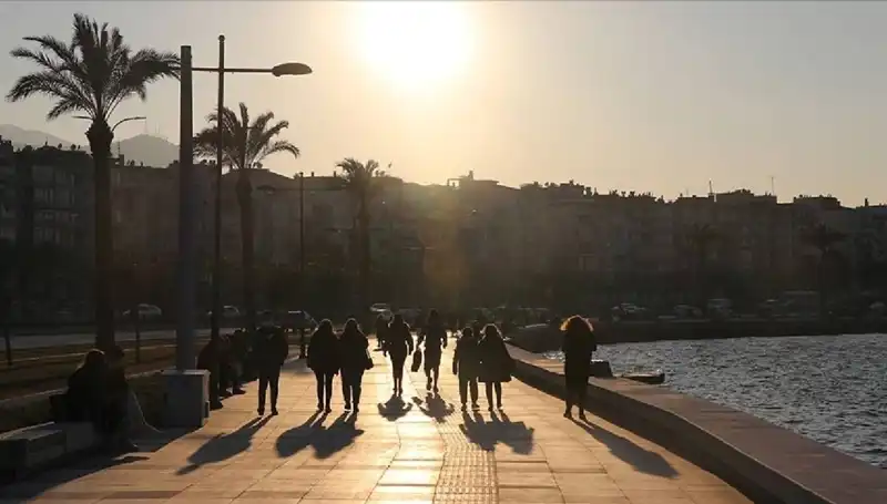 Hafta Sonu Hava Durumu: Serin Bir Sürpriz Mi Bekliyor?