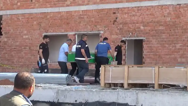 İnşaat Alanında Feci Kaza: Hayatını Kaybeden İşçi Üzerine Düşen Taşla Can Verdik