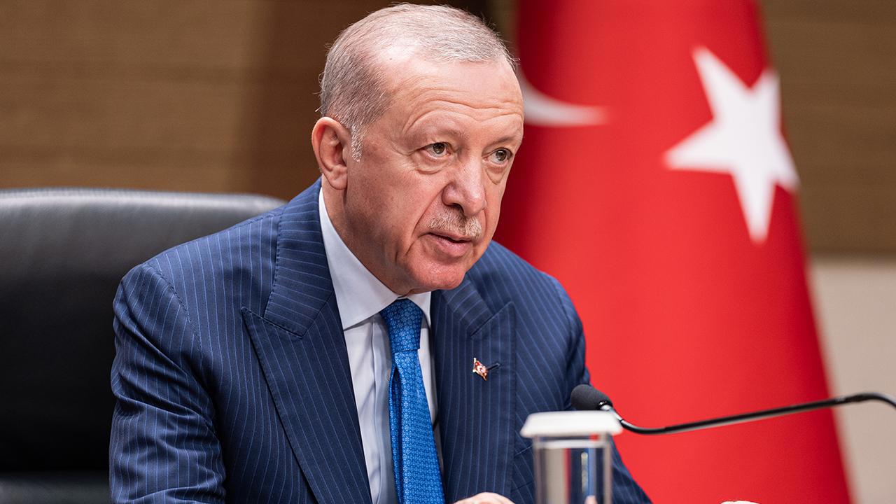 Cumhurbaşkanı Erdoğan, Vefat Edenlerin Ailelerine Taziye Mesajı Gönderdi