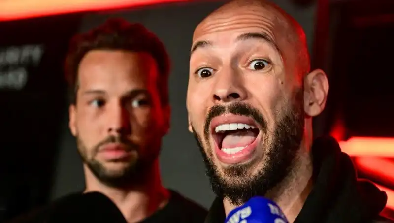 Cinsel İstismar Suçlusu Influencer Romanya'ya Kaçtı: Yanlış İhbar mı, Doğru Savunma mı?