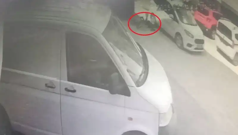 Bisiklet Süren Çocuk Trafik Kazasından Son Anda Kurtuldu