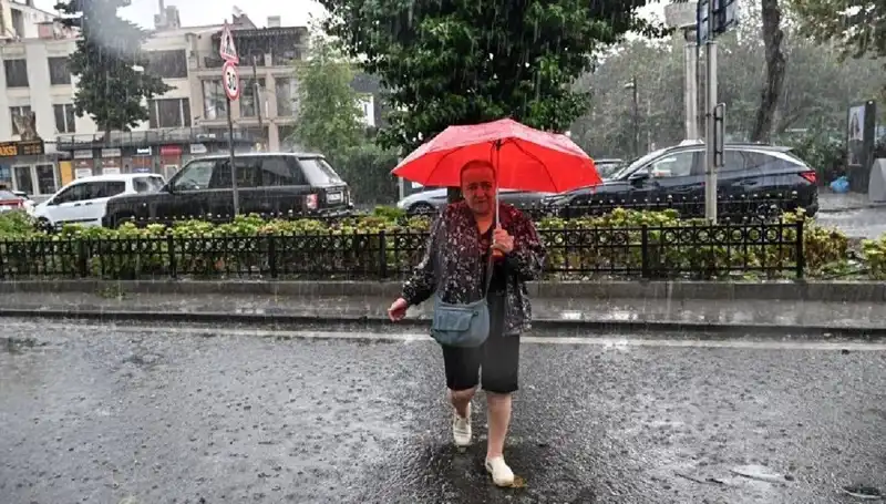 Sarı Kodlu Yağış Uyarısı: Şehirde Neler Olacak?