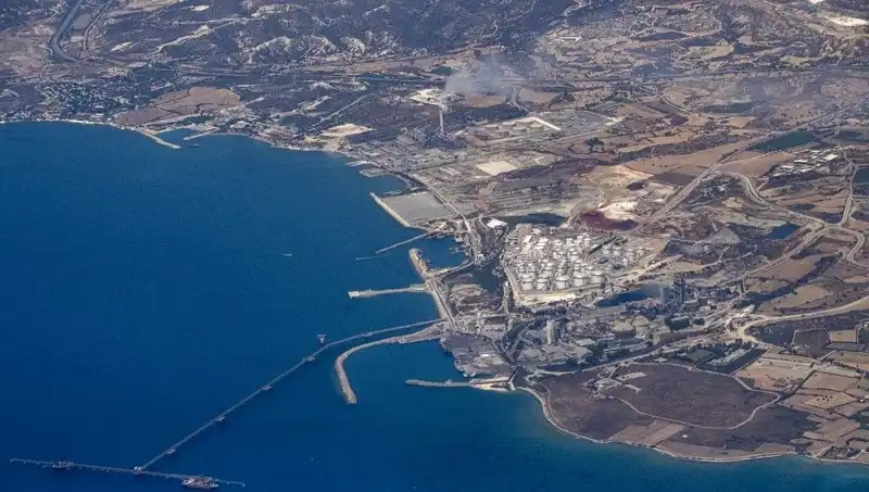 ABD'nin İsrail'e Yolladığı Silahlar: Limasol'dan Geçiş Rotası