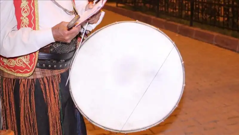 Ramazan Davulcuları Arasında Çıkan Kavga: Sokaklar Kan Gölüne Döndü!